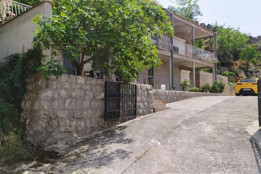 Nature Bay Apartment Kotor Exterior foto